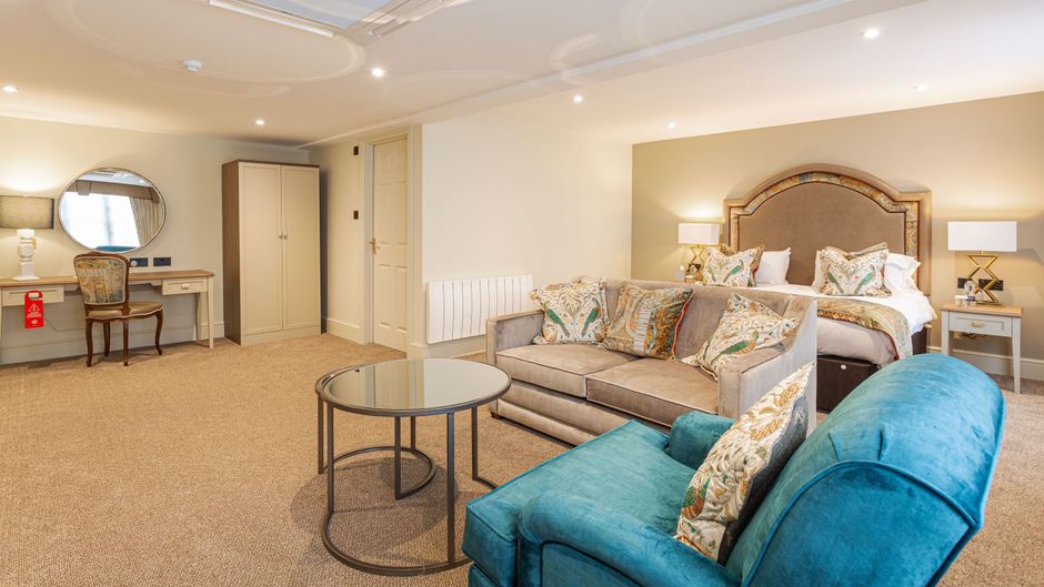 Swan Hotel Room