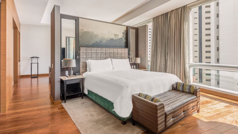 Live Aqua Urban Resort Mexico Suite
