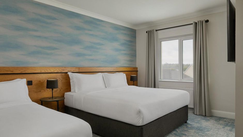 Waterford Marina Hotel Room