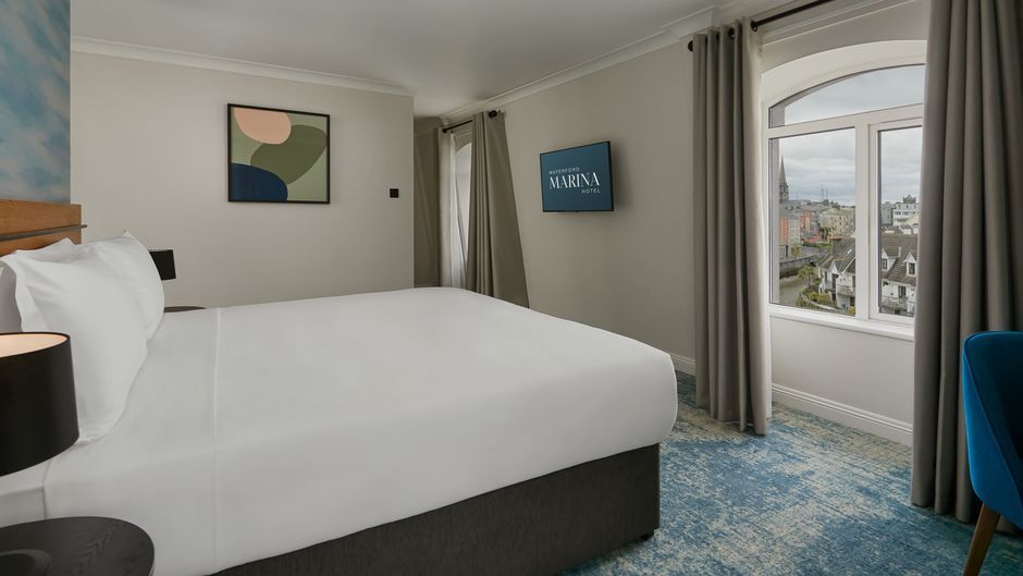 Waterford Marina Hotel Room