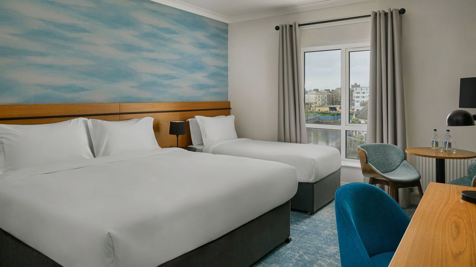 Waterford Marina Hotel Room
