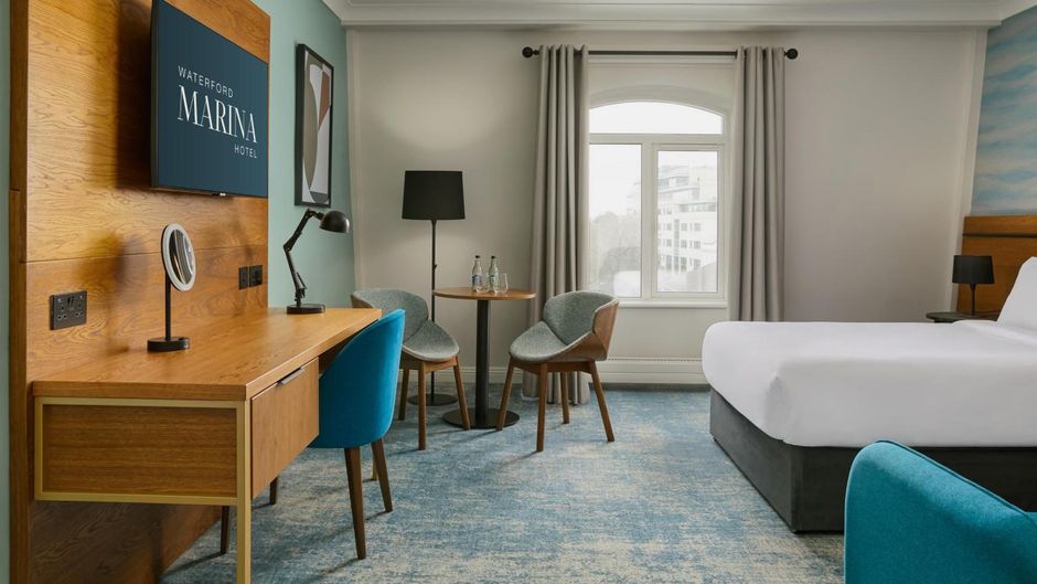 Waterford Marina Hotel Room