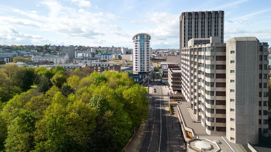 Delta Hotels Bristol City Centre Exterior