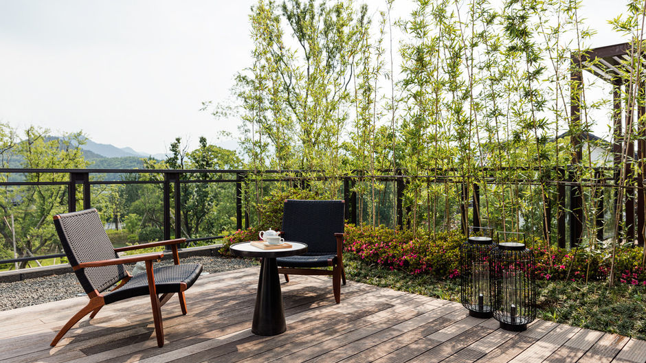 Cordis Dongqian Lake Ningbo Suite