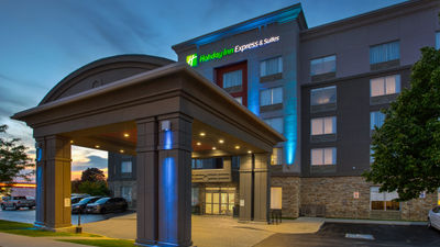 Holiday Inn Express Hotel & Sts Kingston