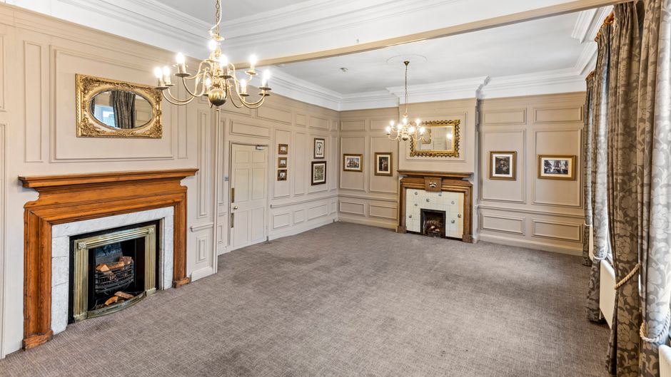 Dukes Head Hotel Meeting