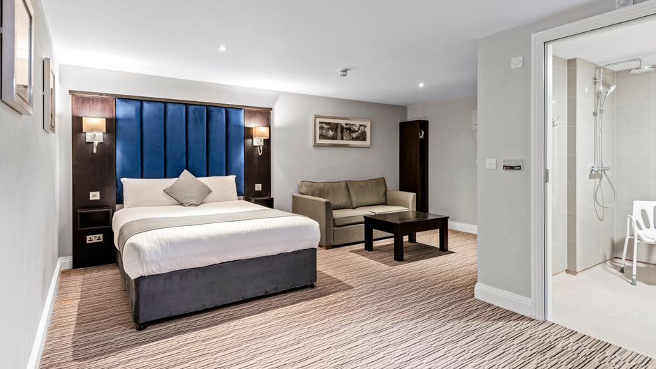 The George Hotel Room
