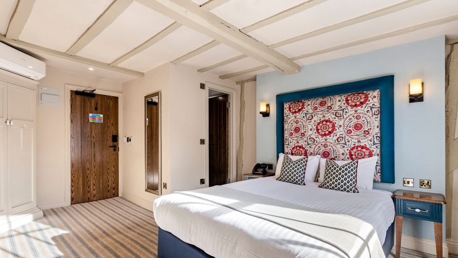 The George Hotel Room