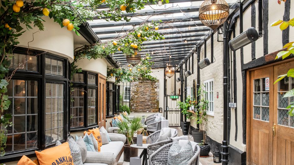 The George Hotel Exterior