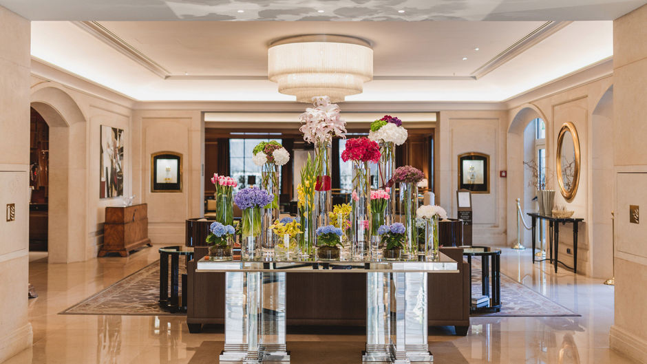 Four Seasons Hotel Prague Lobby