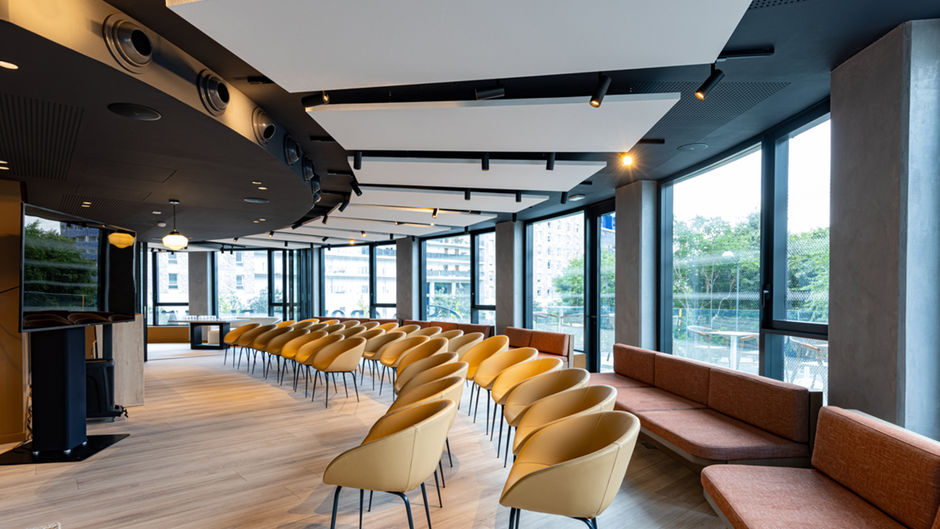 Crowne Plaza Le Dome Meeting