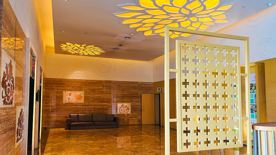 Holiday Inn Beijing Shijingshan Parkview Lobby
