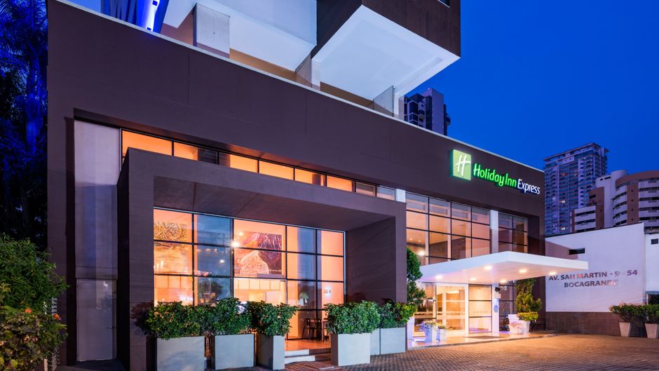 Holiday Inn Express Cartagena Bocagrande Exterior