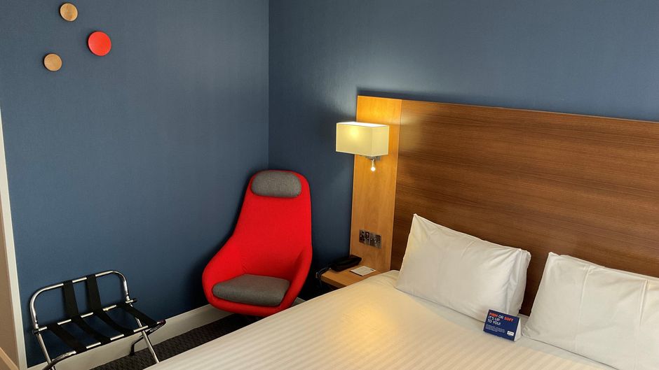 Holiday Inn Express Nuneaton Room