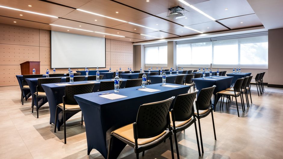 Holiday Inn Express Cartagena Bocagrande Ballroom