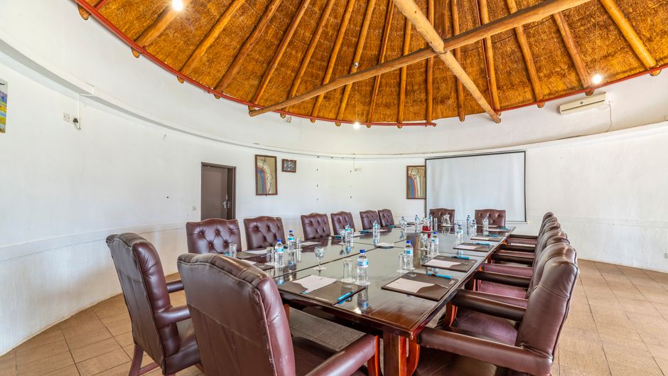 A'Zambezi River Lodge Meeting