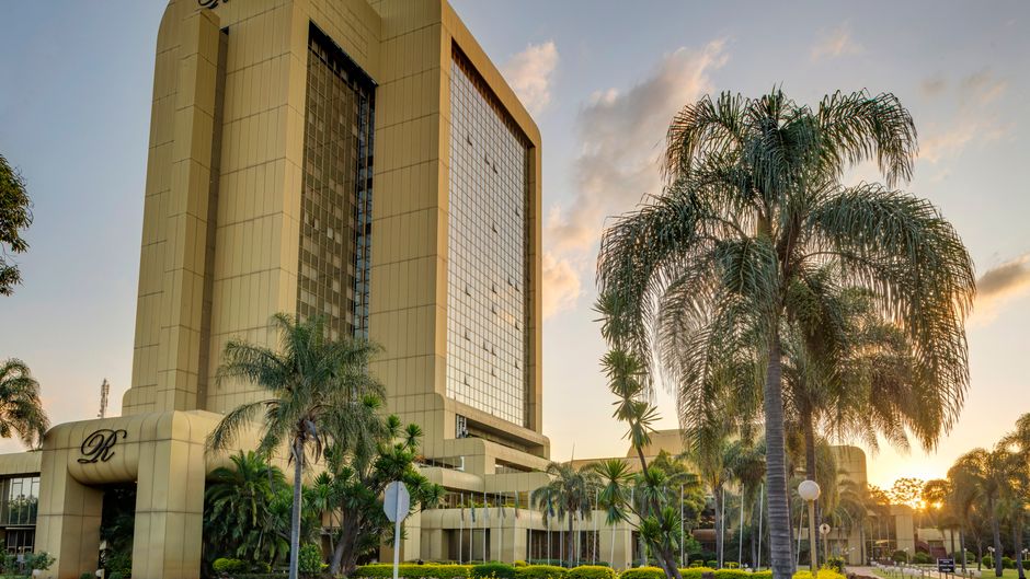 Rainbow Towers Hotel & Conference Center Exterior