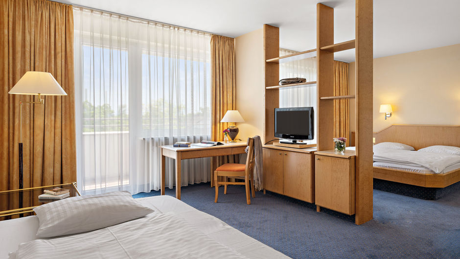 Styles Hotel Unterfohring Room