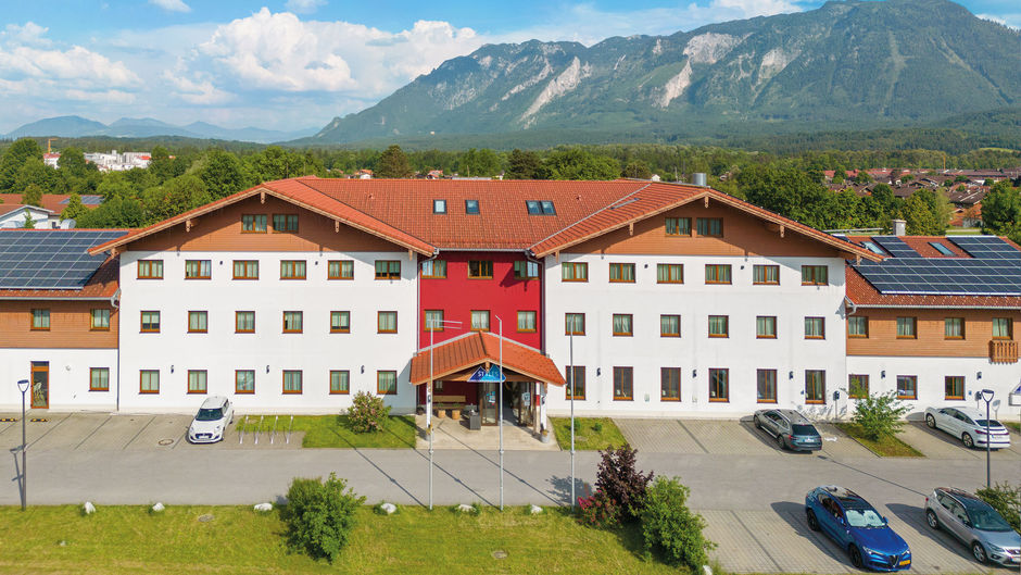 Styles Hotel Piding Exterior