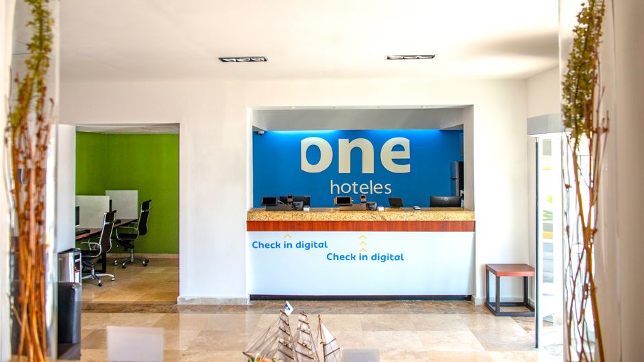 One Coatzacoalcos Forum Lobby