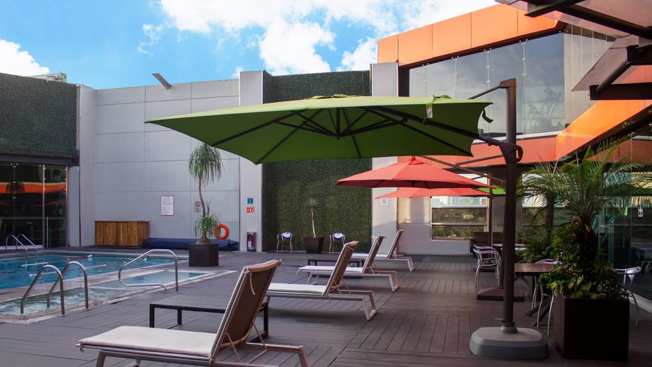 Holiday Inn Buenavista Pool