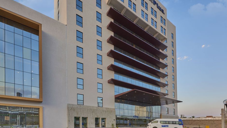 City Express Plus by Marriott Exterior