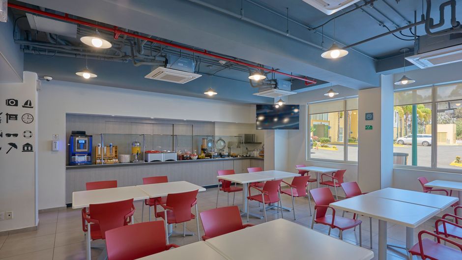 City Express Junior by Marriott Finsa Restaurant