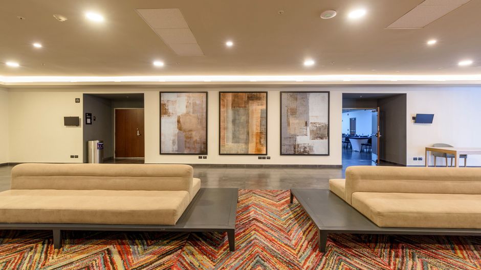 City Express Plus by Marriott Airport Lobby