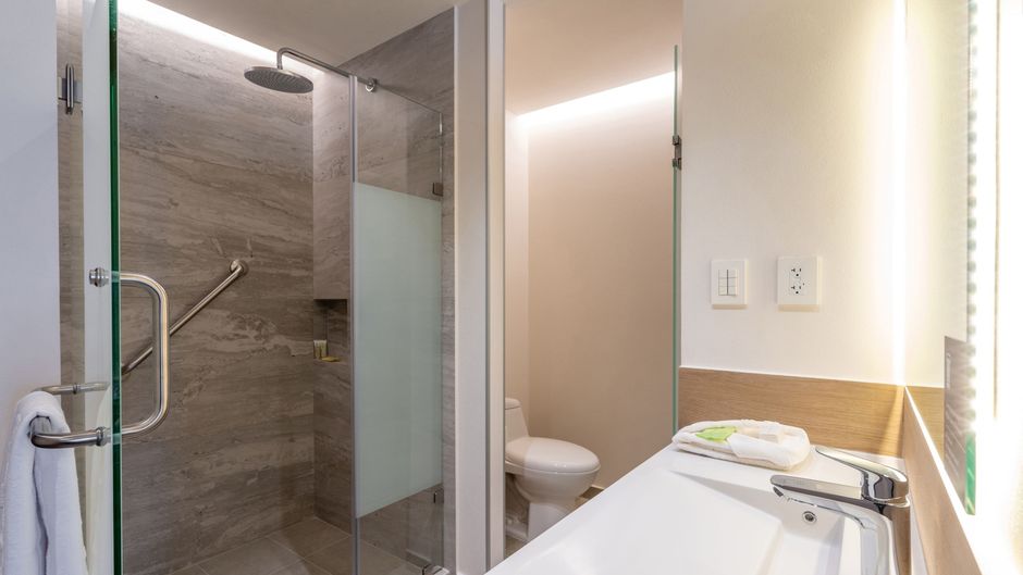 City Express Plus by Marriott Room