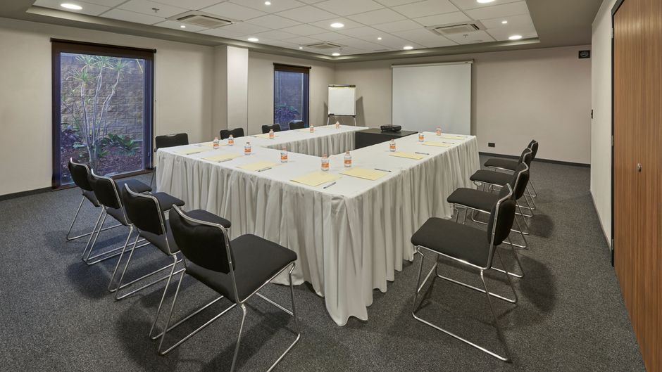 City Express by Marriott Tampico Meeting