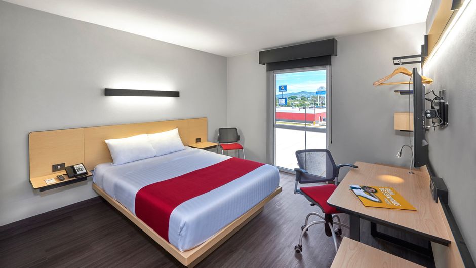City Express by Marriott Comitan Room
