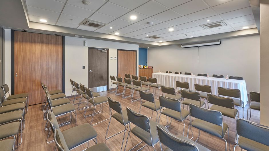 City Express by Marriott Comitan Meeting