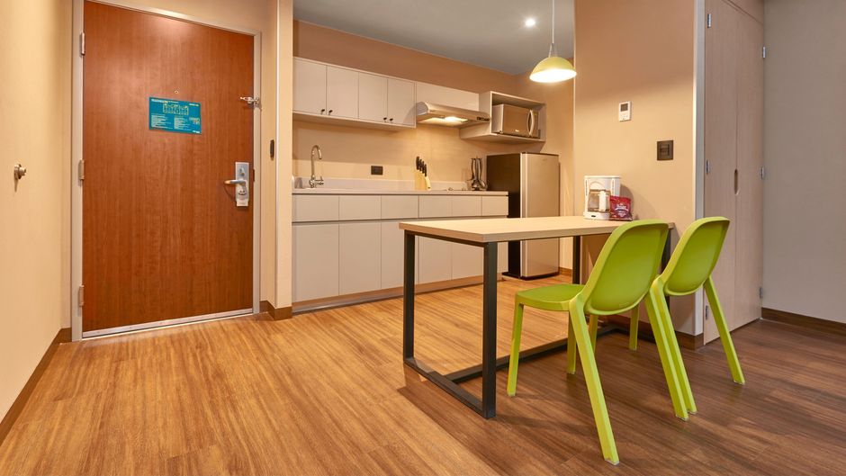 City Express Suites by Marriott Room