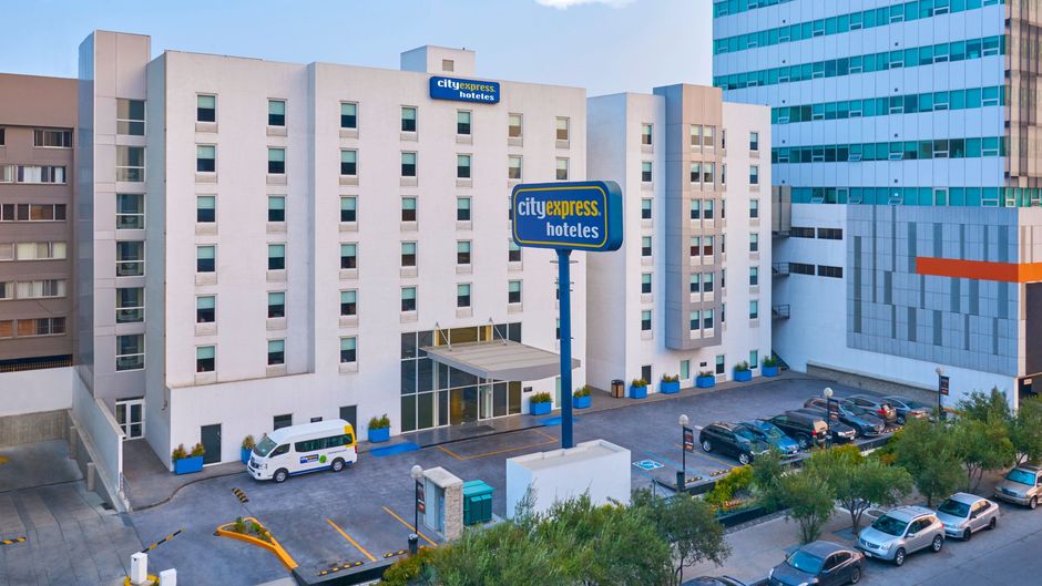 City Express by Marriott Tijuana Rio Exterior