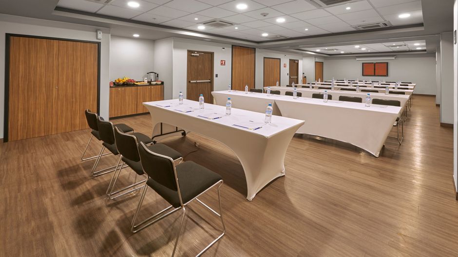 City Express by Marriott Tepic Meeting