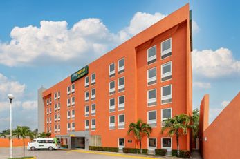 City Express Junior by Marriott Airport