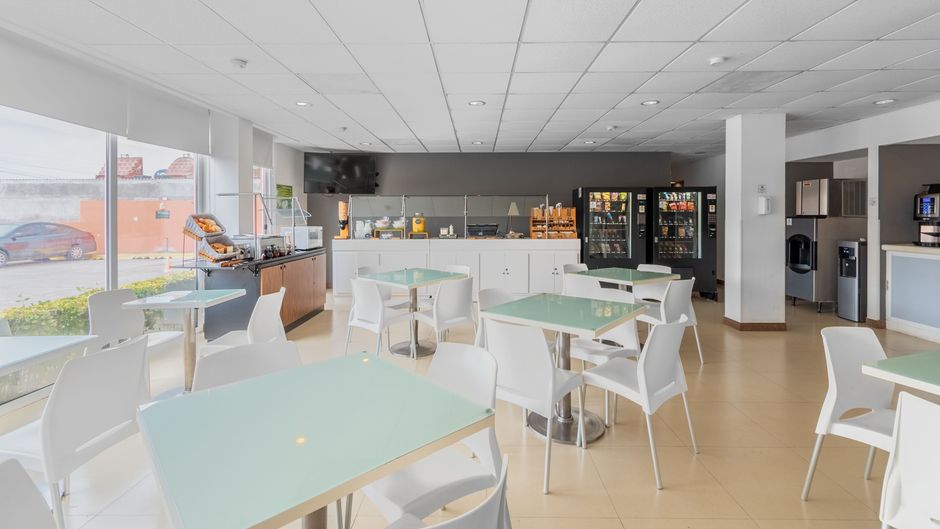 City Express Junior by Marriott Airport Restaurant