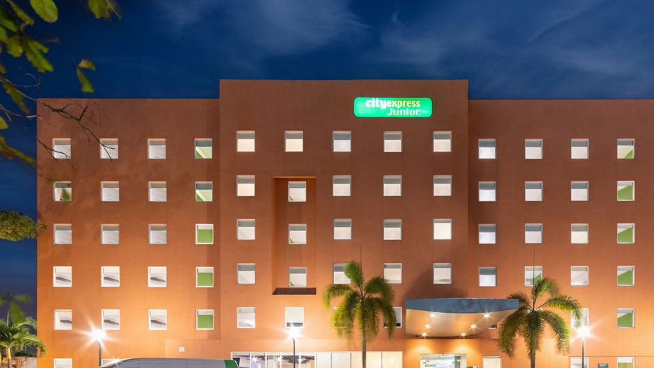 City Express Junior by Marriott Exterior