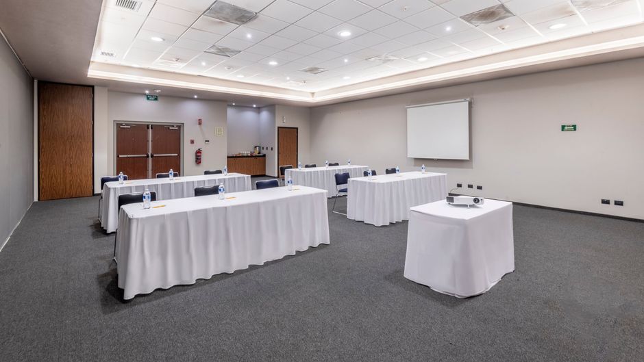 City Express by Marriott Paraiso Meeting