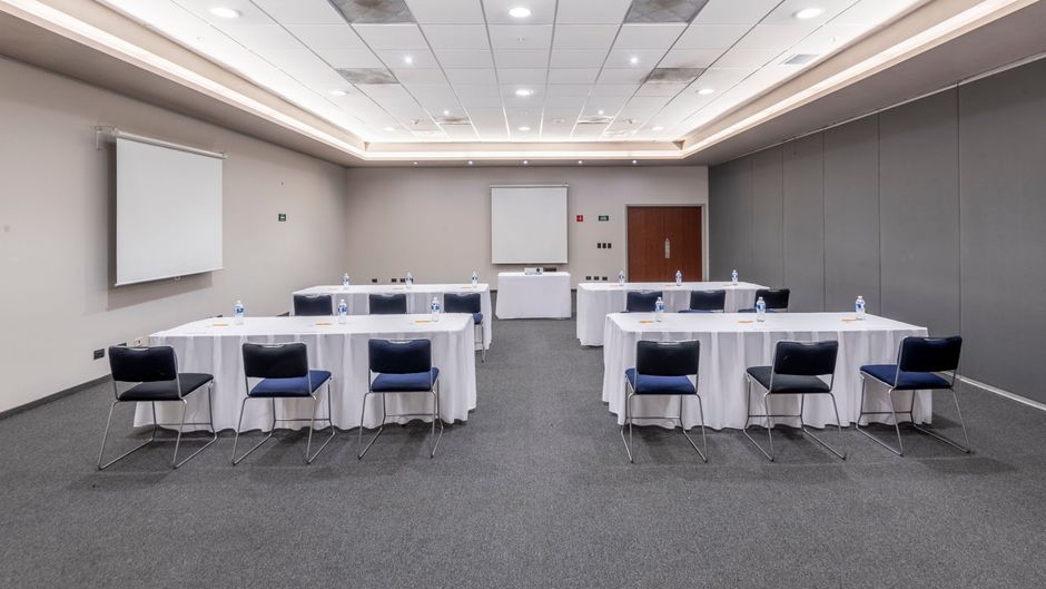 City Express by Marriott Paraiso Meeting