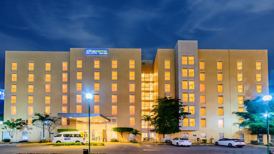 City Express by Marriott Villahermosa Exterior