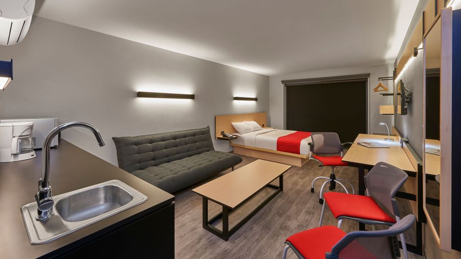 City Express Plus by Marriott Room