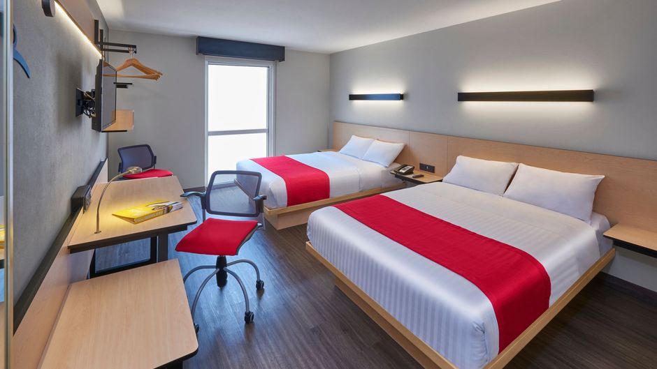 City Express by Marriott La Raza Room