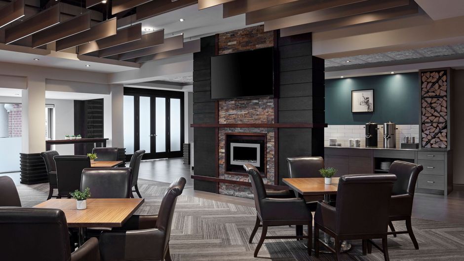 Delta Hotels Guelph Conference Centre Restaurant