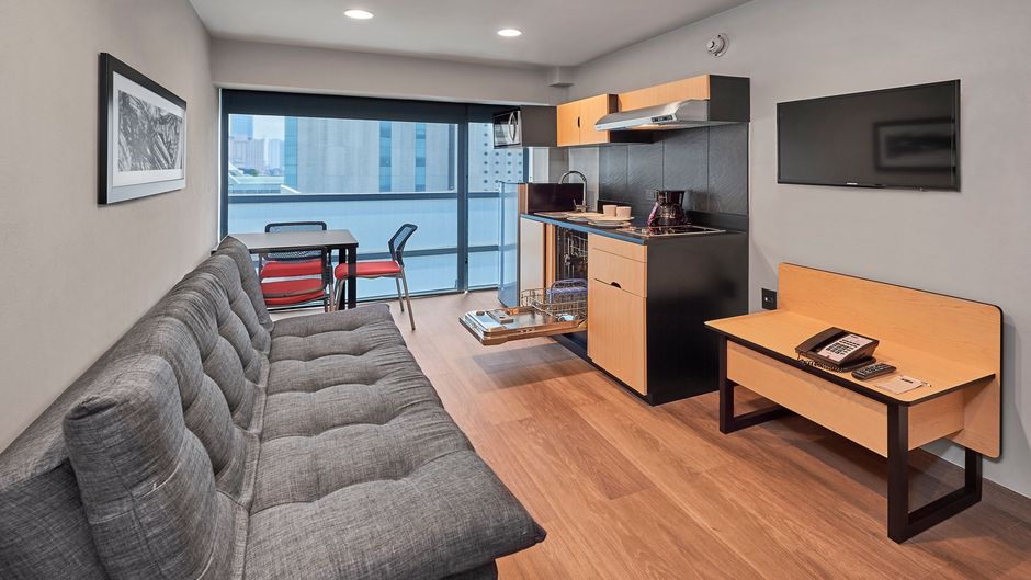 City Express by Marriott EBC Reforma Suite