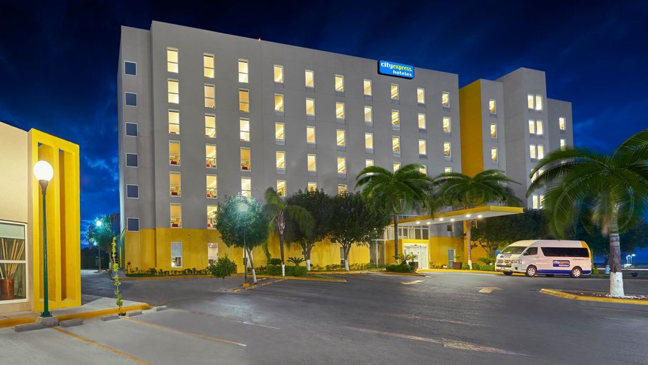 City Express by Marriot Monterrey Arpt Exterior