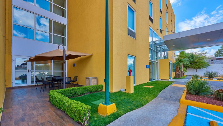 City Express by Marriott Saltillo Sur Other