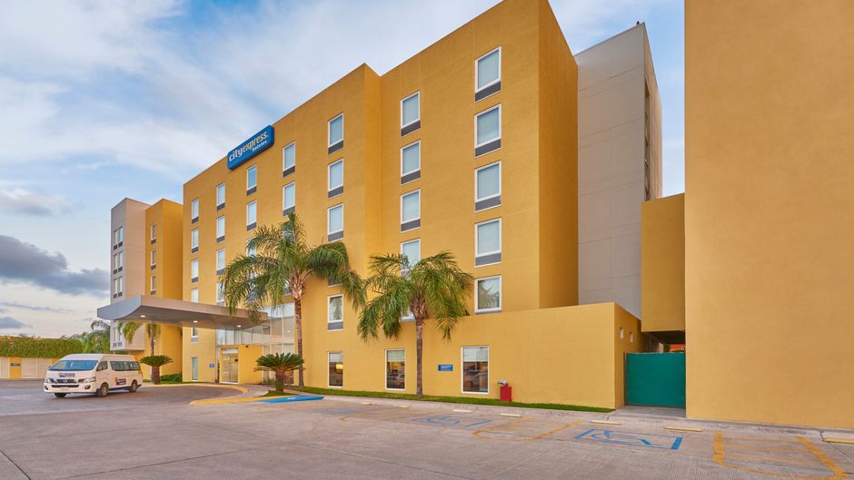 City Express by Marriott Mazatlan Exterior