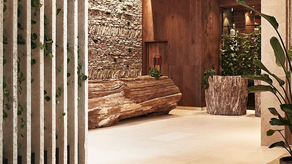 1 Hotel Mayfair Lobby