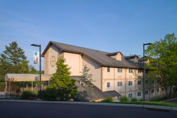 Pine Barn Inn